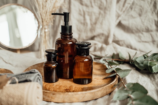 Olej rycynowy – zastosowanie kosmetyczne